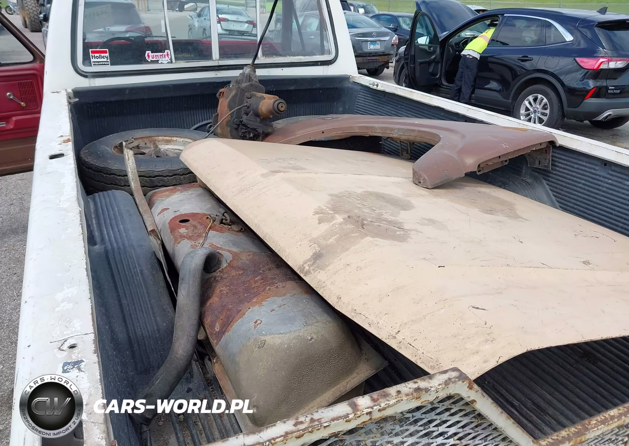 1983 Ford F250 VIN:1FTFF25Y5DPA98586 - 18