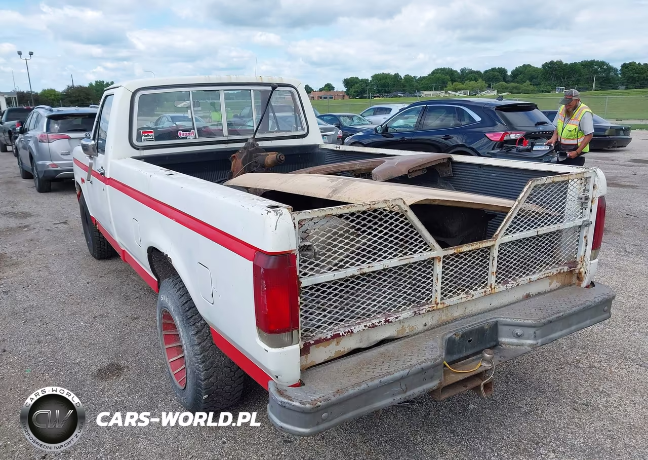 1983 Ford F250 VIN:1FTFF25Y5DPA98586 - 3