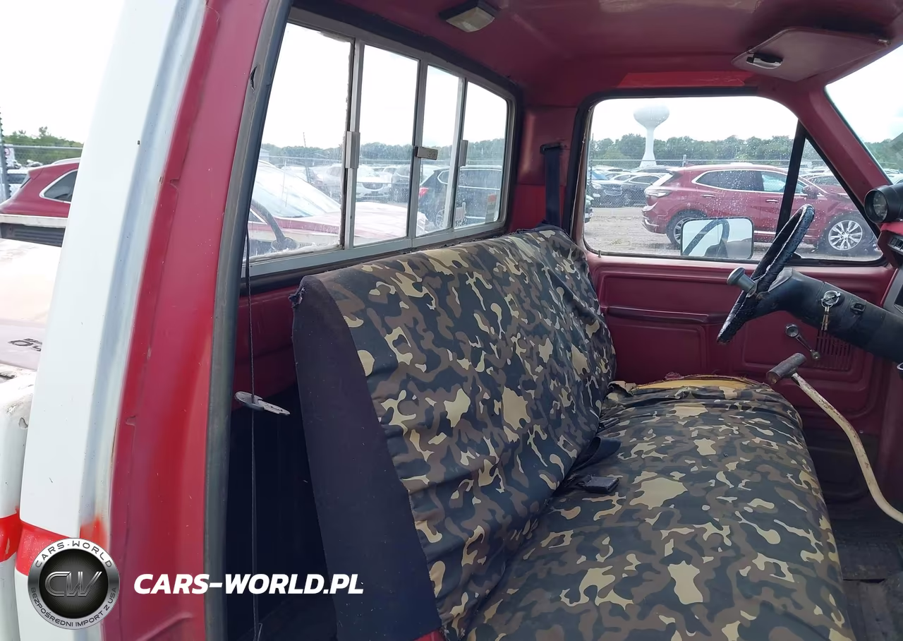 1983 Ford F250 VIN:1FTFF25Y5DPA98586 - 8