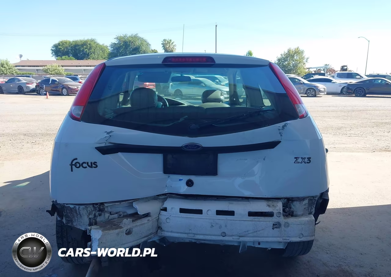 2003 Ford Focus Zx3 VIN:3FAFP31Z43R159263 - 17