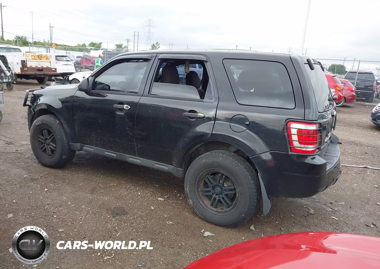 2011 Ford Escape Xlt VIN:1FMCU0D76BKB50948 - 3