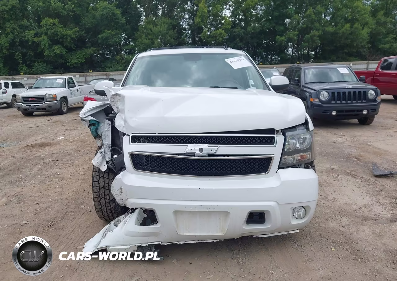 2013 Chevrolet Suburban Lt VIN:1GNSCJE05DR308868 - 12