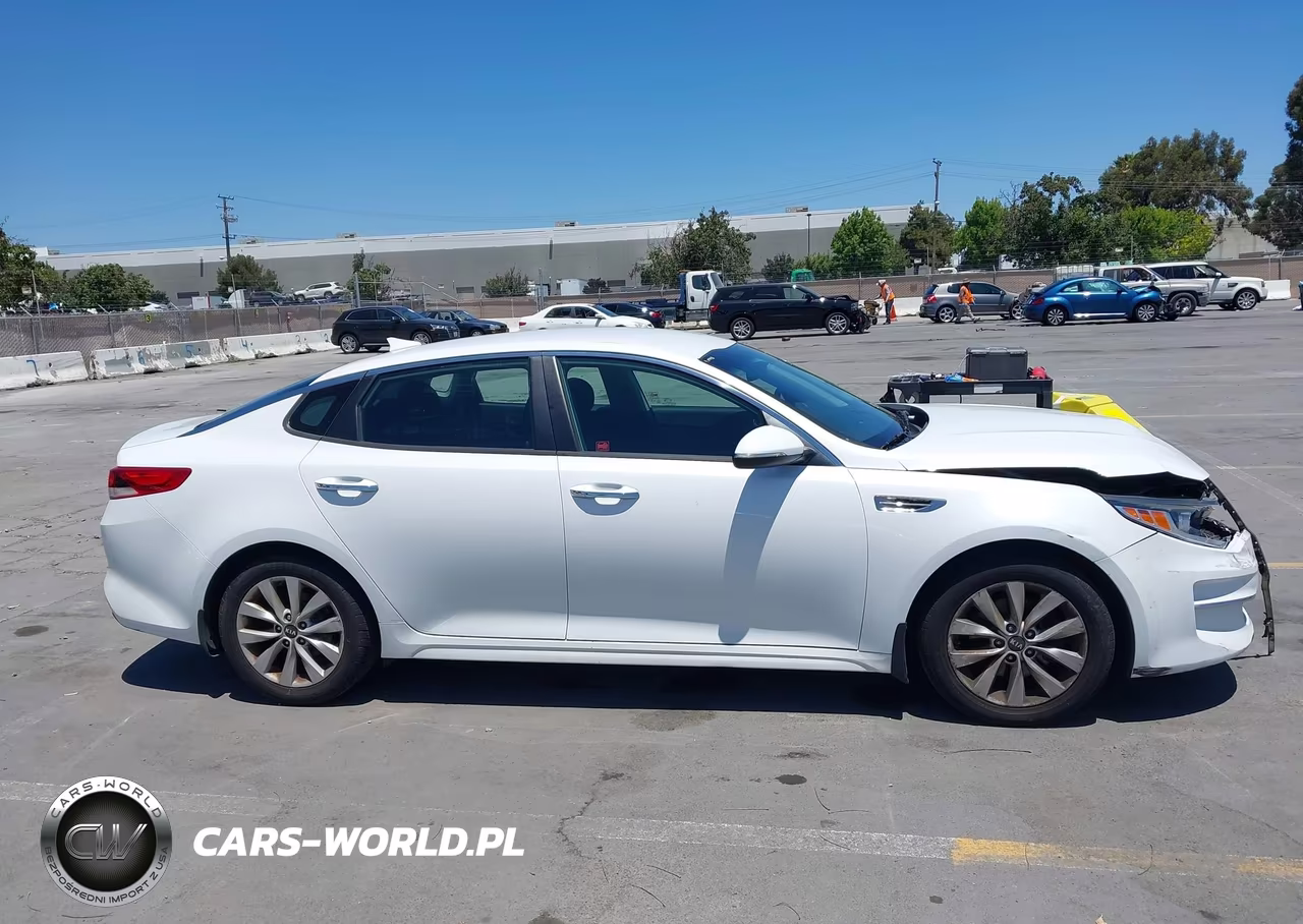2018 Kia Optima Lx VIN:5XXGT4L37JG264089 - 13