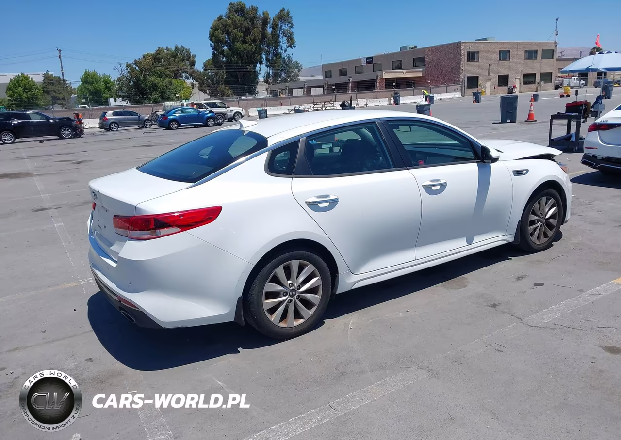 2018 Kia Optima Lx VIN:5XXGT4L37JG264089 - 4