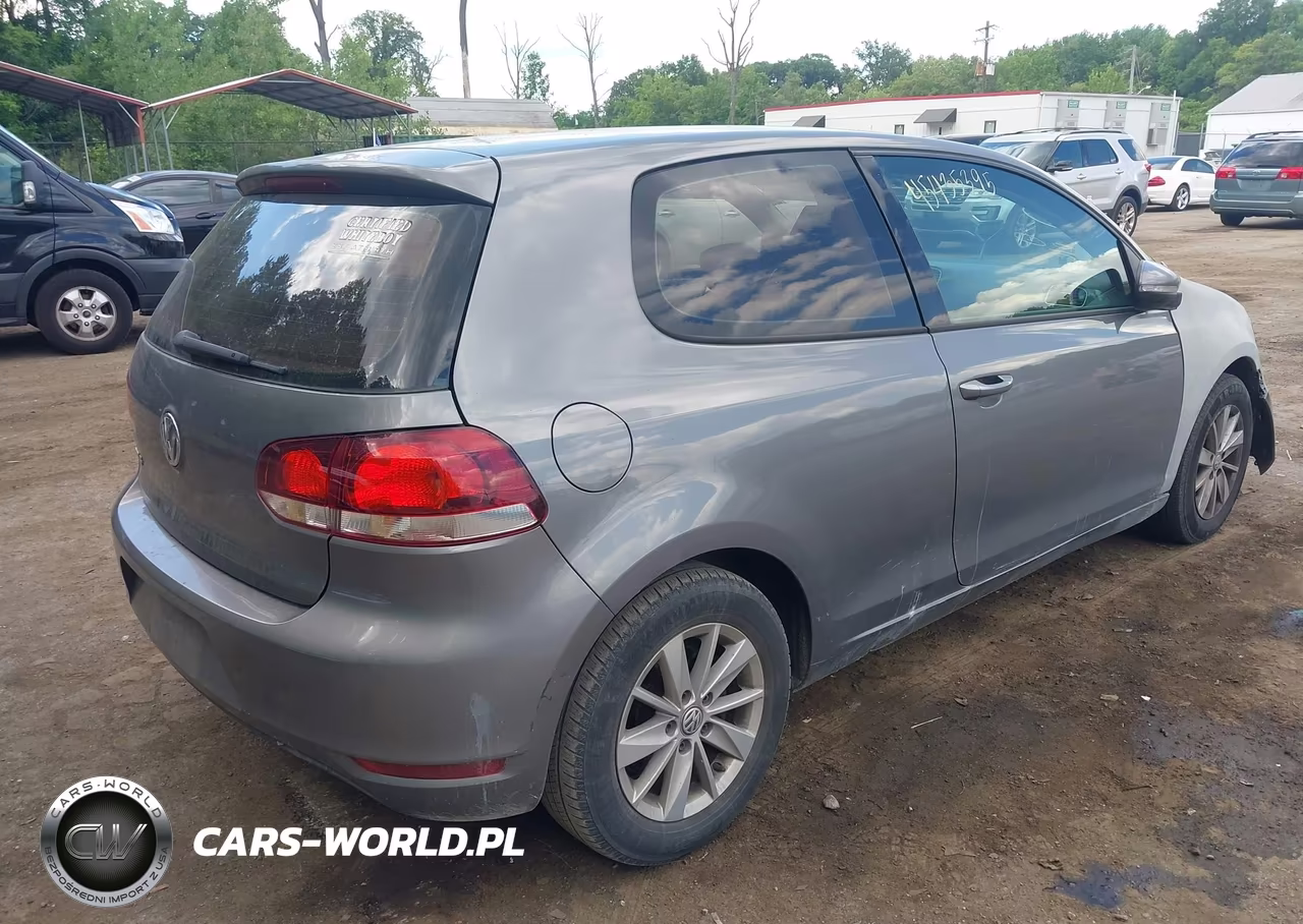 2010 Volkswagen Golf 2-Door VIN:WVWAA7AJ9AW273874 - 4