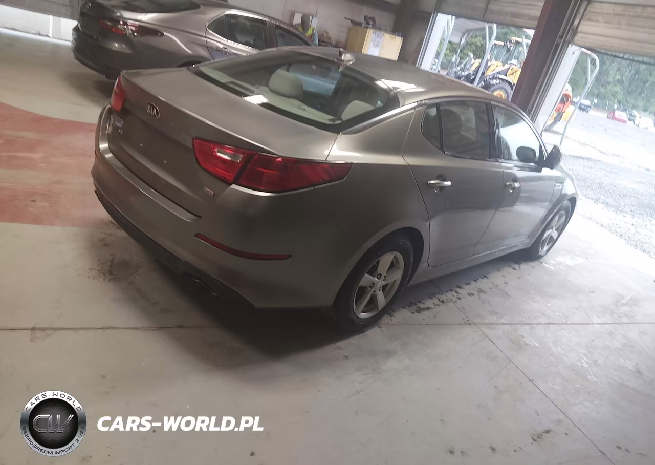 2015 Kia Optima Lx VIN:5XXGM4A74FG516021 - 4