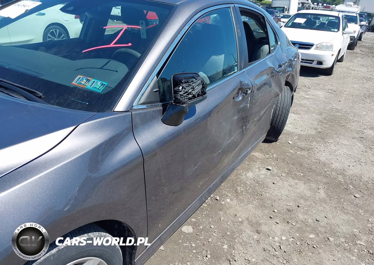 2019 Toyota Camry Le VIN:4T1B11HK5KU190807 - 6