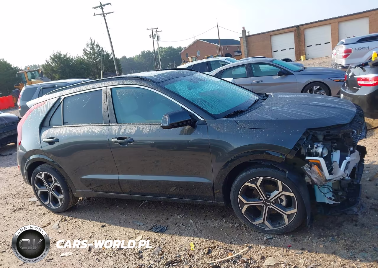 2025 Kia Niro Ex Touring VIN:KNDCR3LE9S5308639 - 12