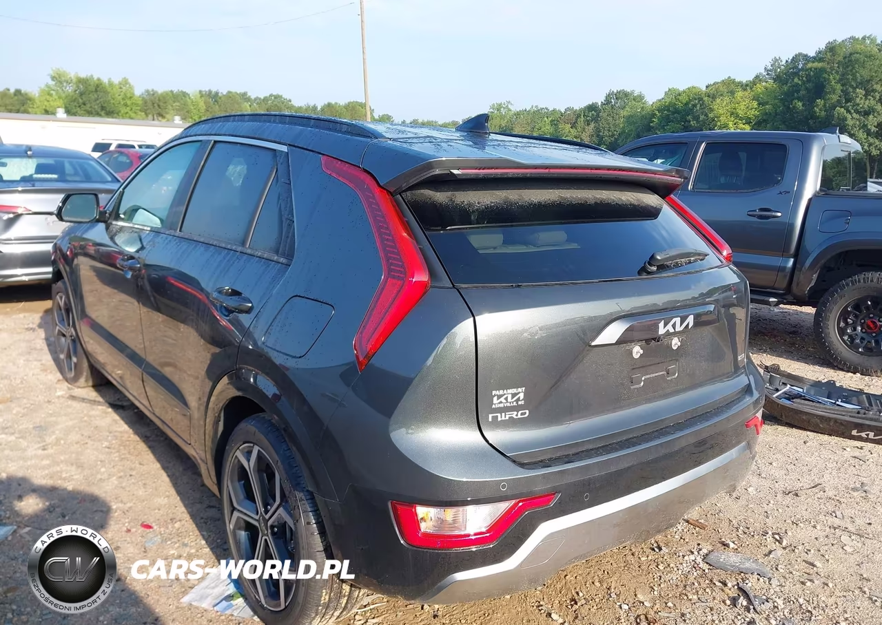2025 Kia Niro Ex Touring VIN:KNDCR3LE9S5308639 - 3