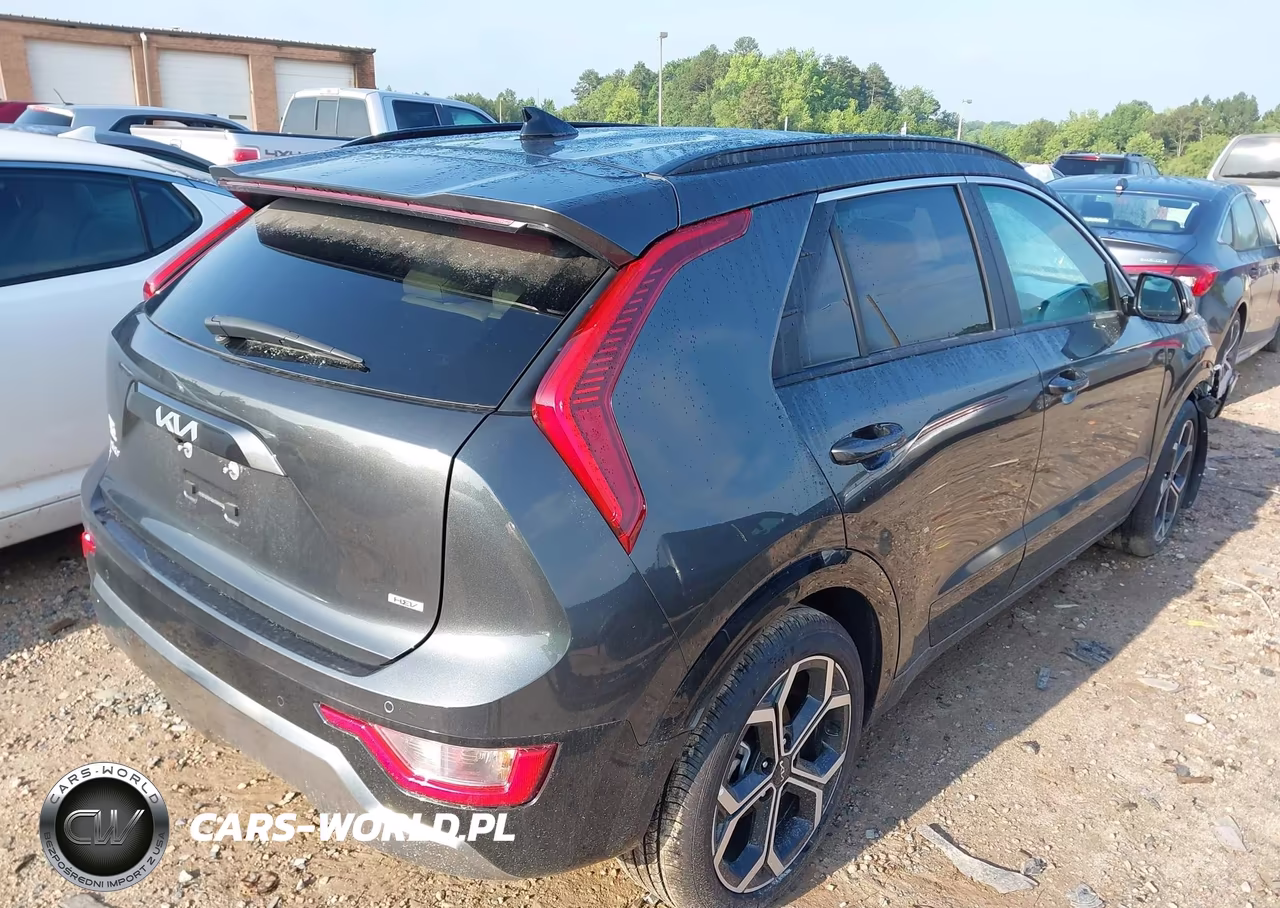 2025 Kia Niro Ex Touring VIN:KNDCR3LE9S5308639 - 4