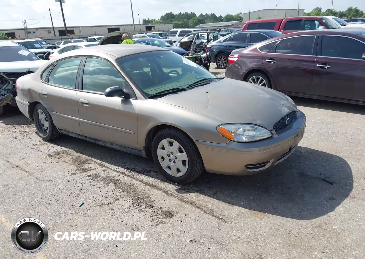 2005 Ford Taurus Se