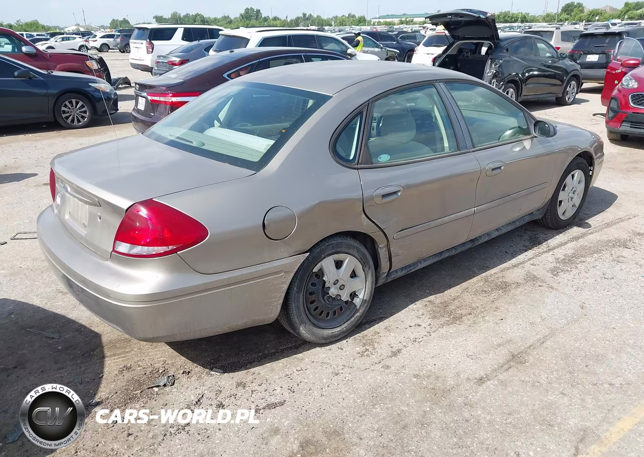 2005 Ford Taurus Se VIN:1FAFP53U05A102875 - 4