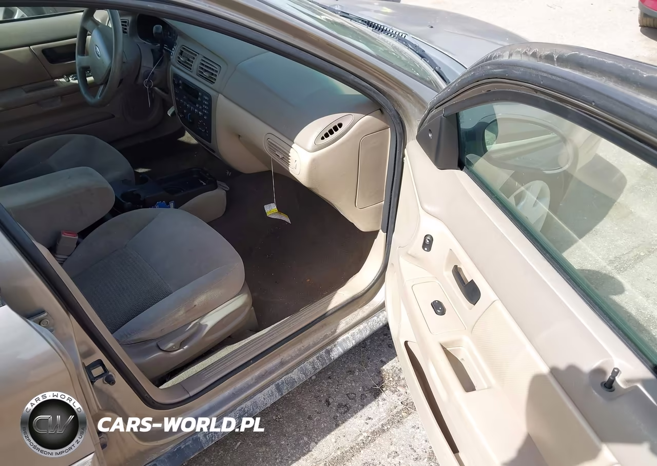 2005 Ford Taurus Se VIN:1FAFP53U05A102875 - 5