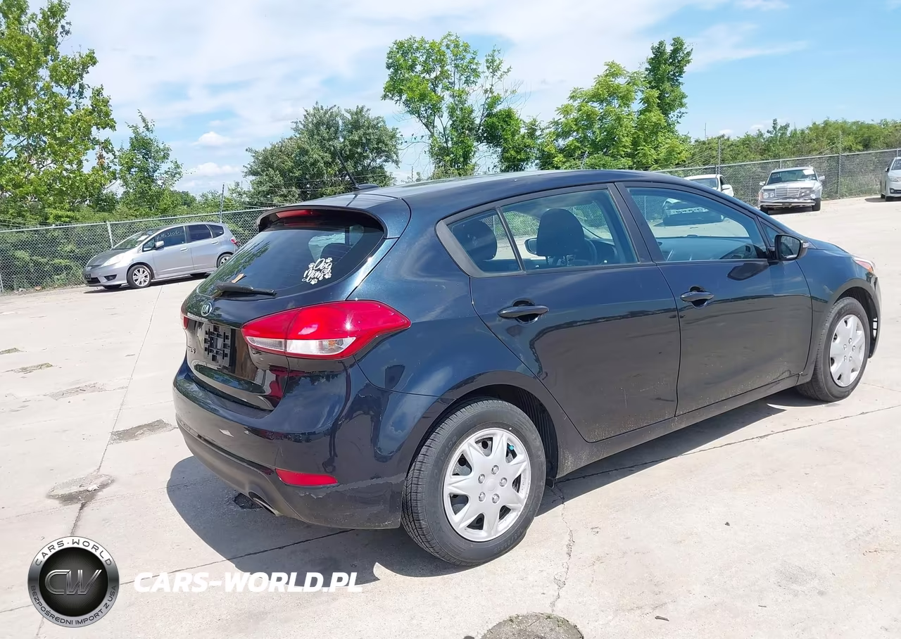 2018 Kia Forte Lx VIN:KNAFK5A80J5772697 - 4