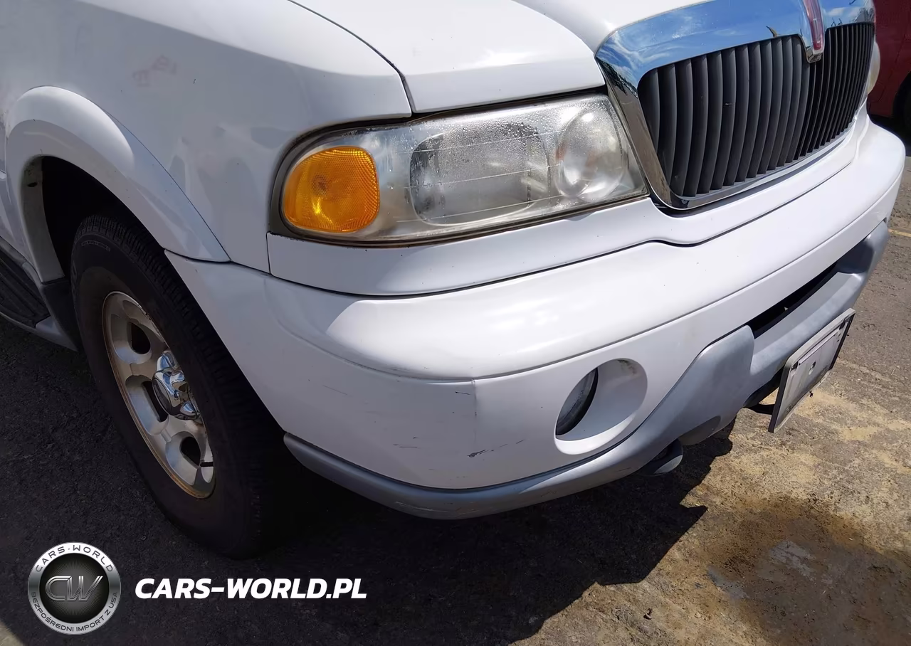 2000 Lincoln Navigator VIN:5LMFU28A7YLJ40413 - 6