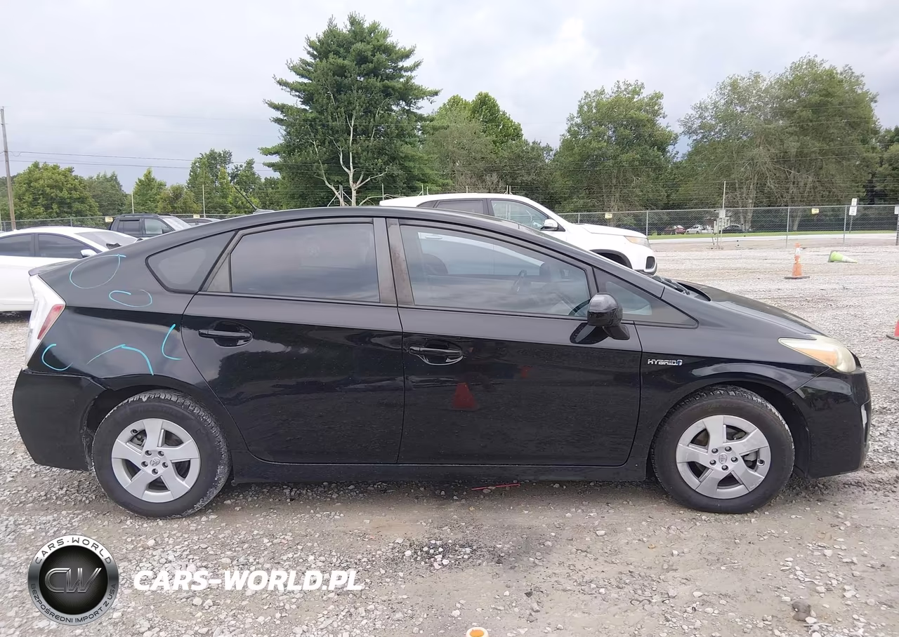 2011 Toyota Prius Three VIN:JTDKN3DU6B1407715 - 13