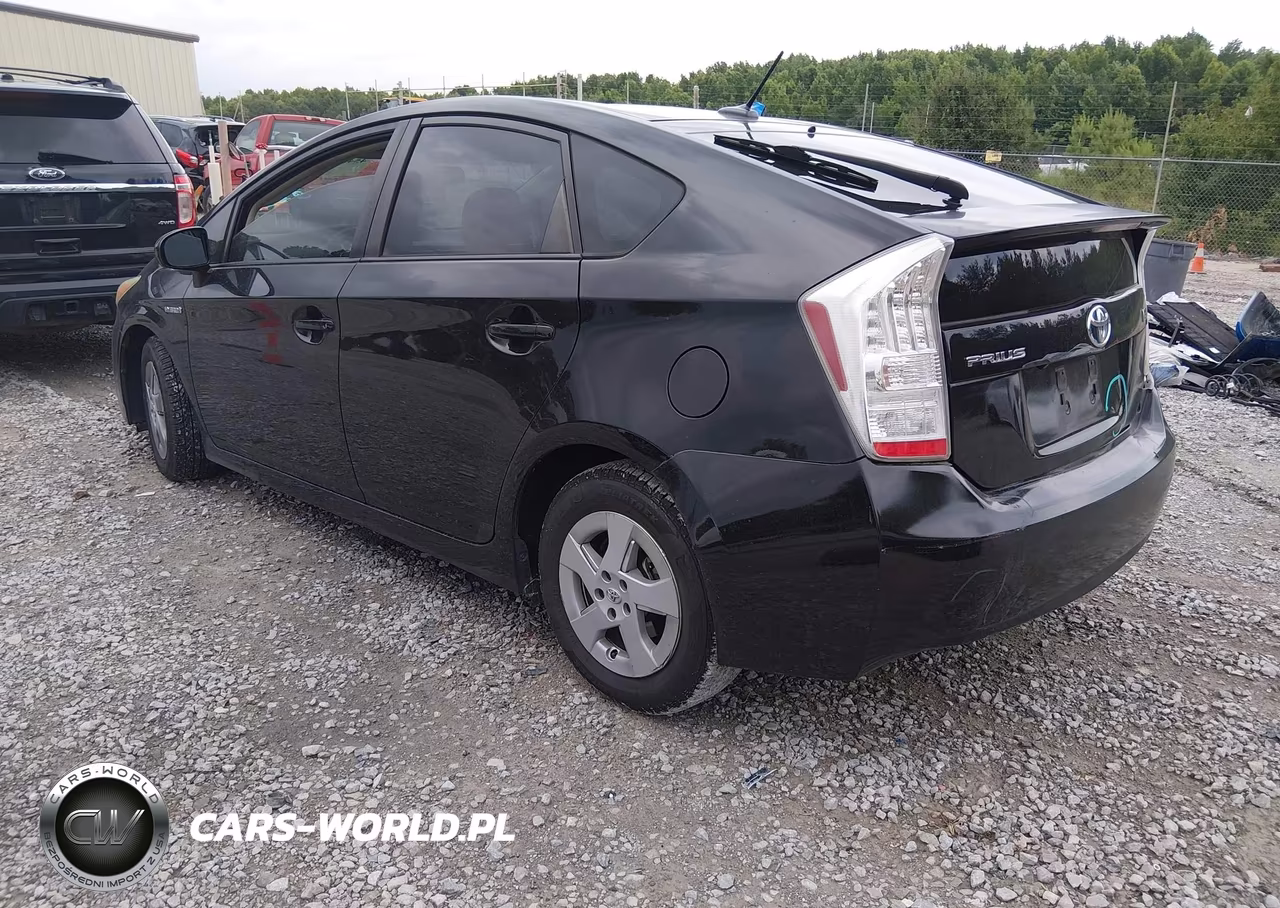 2011 Toyota Prius Three VIN:JTDKN3DU6B1407715 - 3