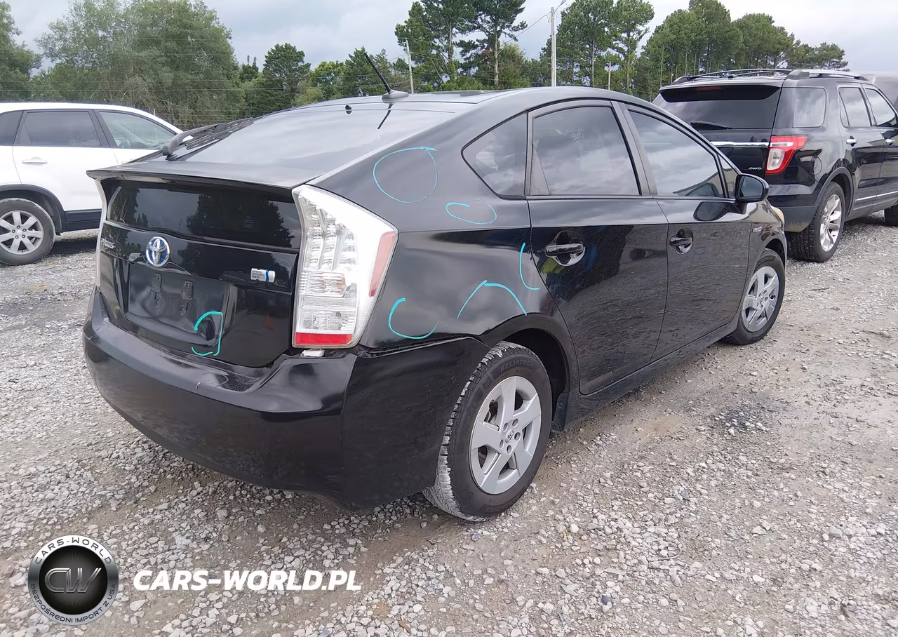 2011 Toyota Prius Three VIN:JTDKN3DU6B1407715 - 4