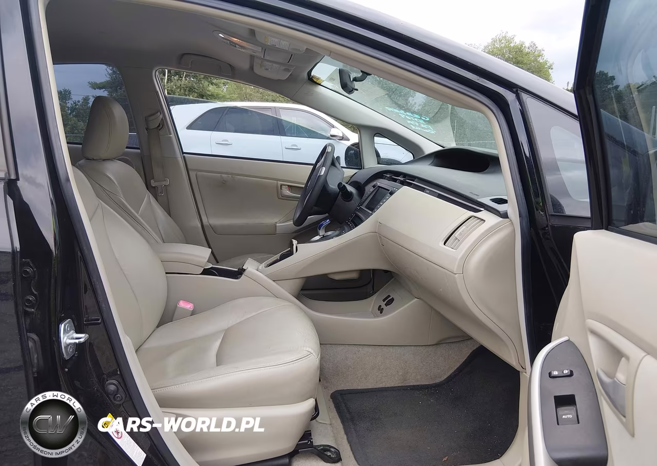 2011 Toyota Prius Three VIN:JTDKN3DU6B1407715 - 5