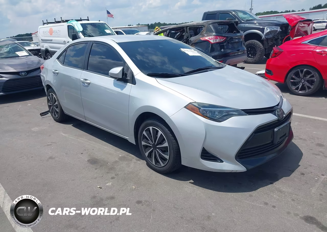 2018 Toyota Corolla Le – zdjęcie 1 z 17
