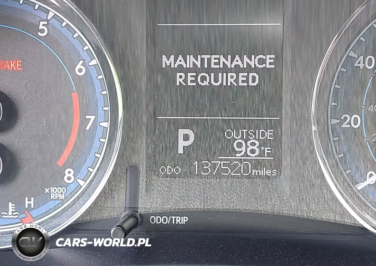 2018 Toyota Corolla Le VIN:2T1BURHE3JC047922 - 15