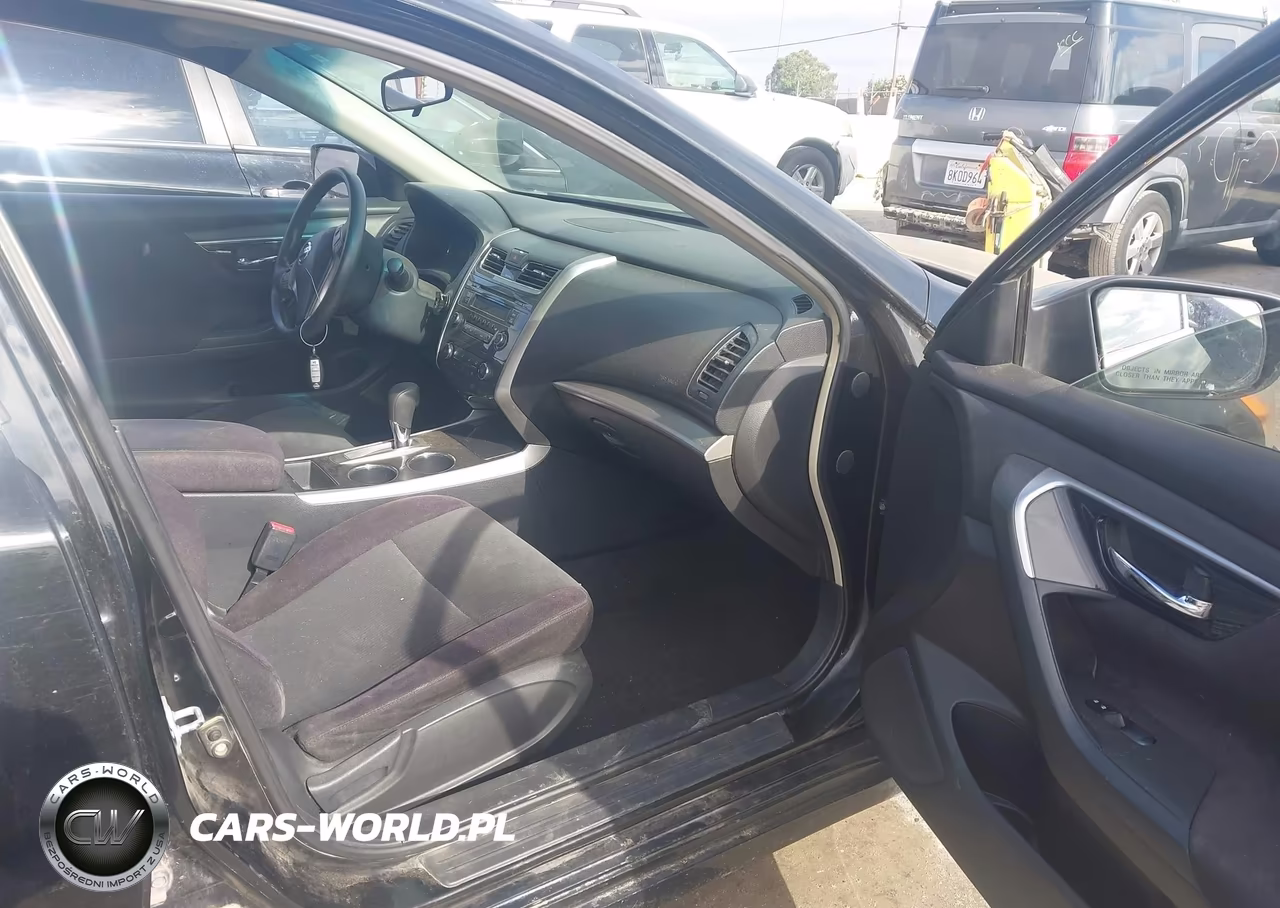 2013 Nissan Altima 2.5 S VIN:1N4AL3AP0DN561516 - 5