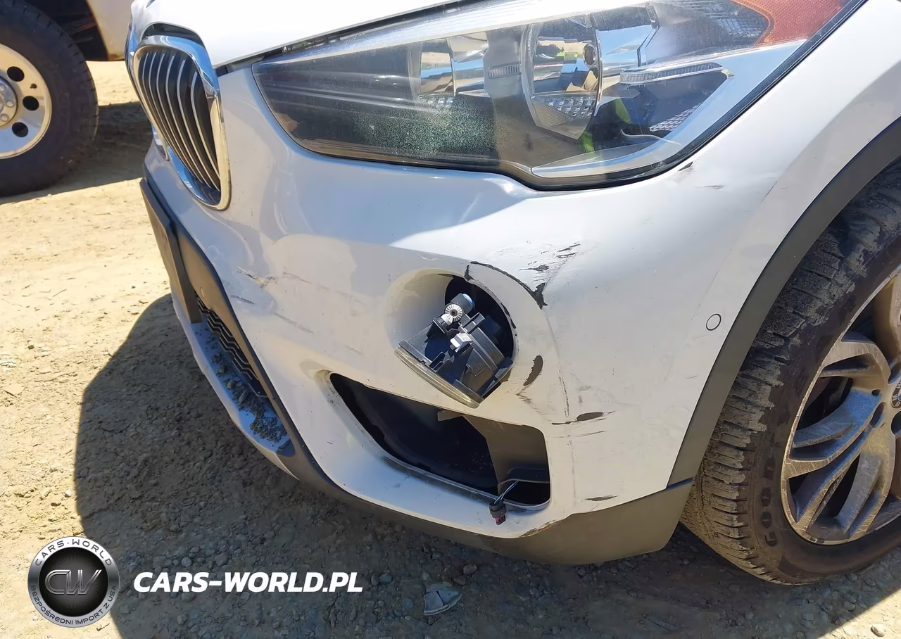 2017 BMW X1 Sdrive28I VIN:WBXHU7C38H5H32872 - 6