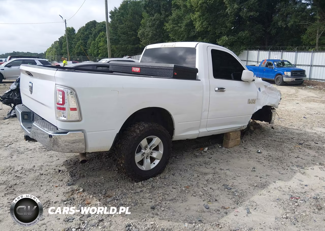 2013 Ram 1500 Tradesman VIN:3C6JR6AG6DG538803 - 4