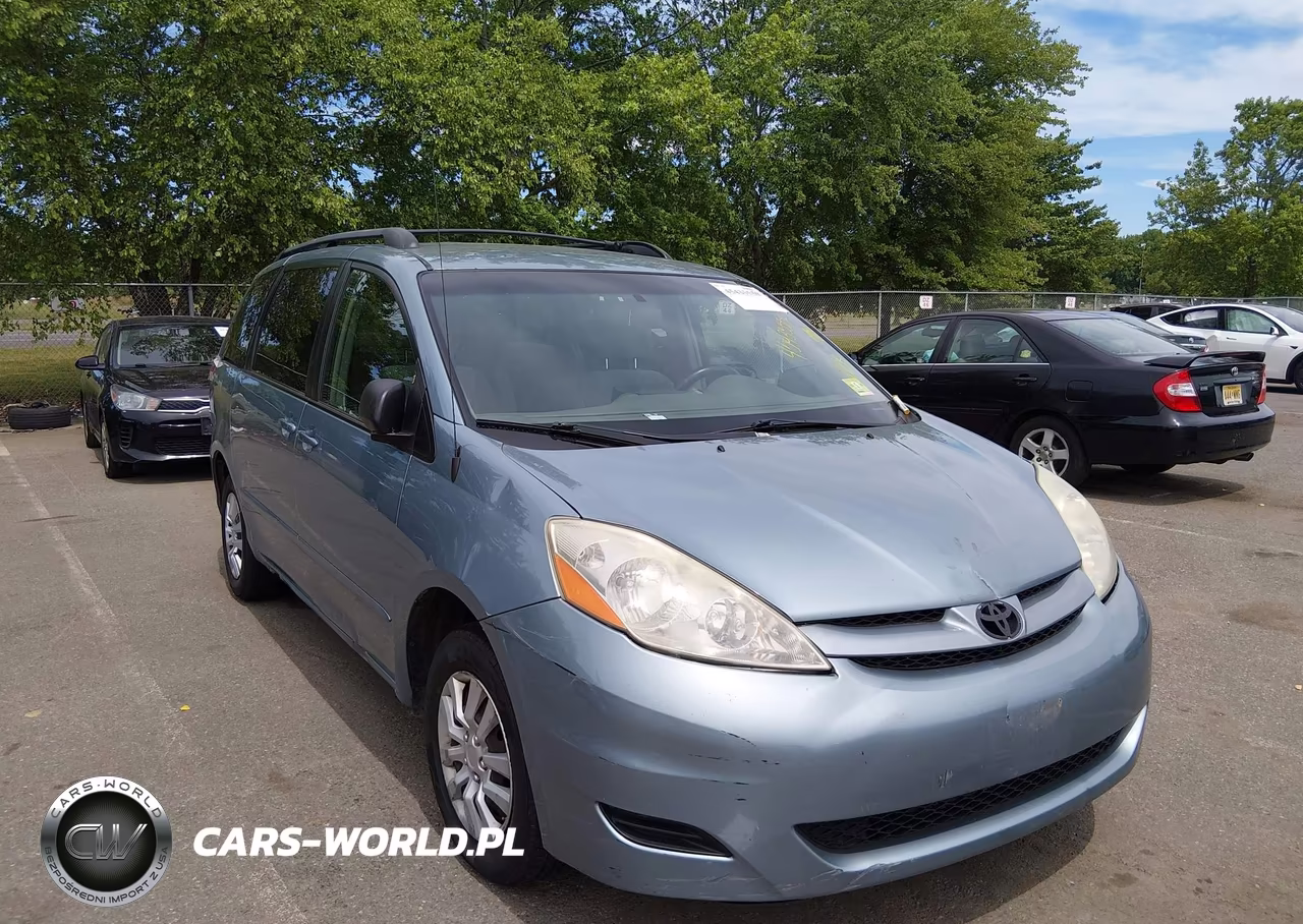 2006 Toyota Sienna Le – zdjęcie 1 z 14