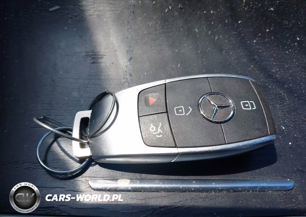 2019 Mercedes-Benz C 300 4Matic VIN:55SWF8EB9KU321958 - 11