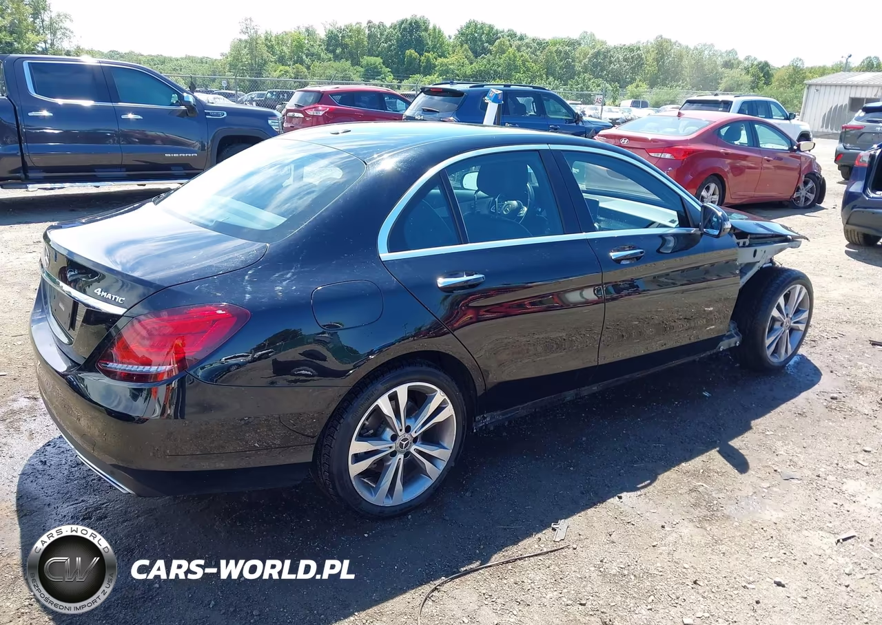 2019 Mercedes-Benz C 300 4Matic VIN:55SWF8EB9KU321958 - 4
