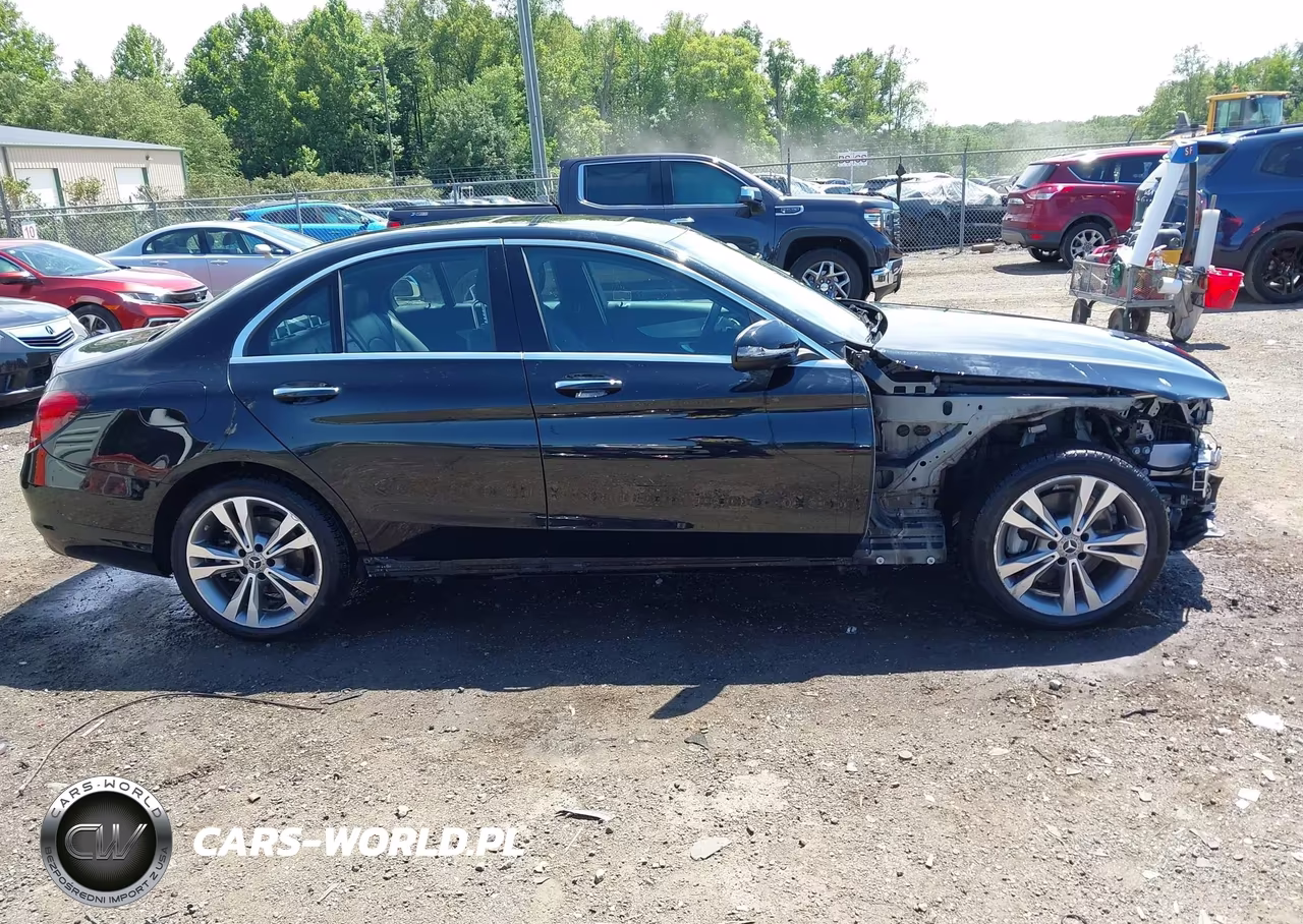 2019 Mercedes-Benz C 300 4Matic VIN:55SWF8EB9KU321958 - 6