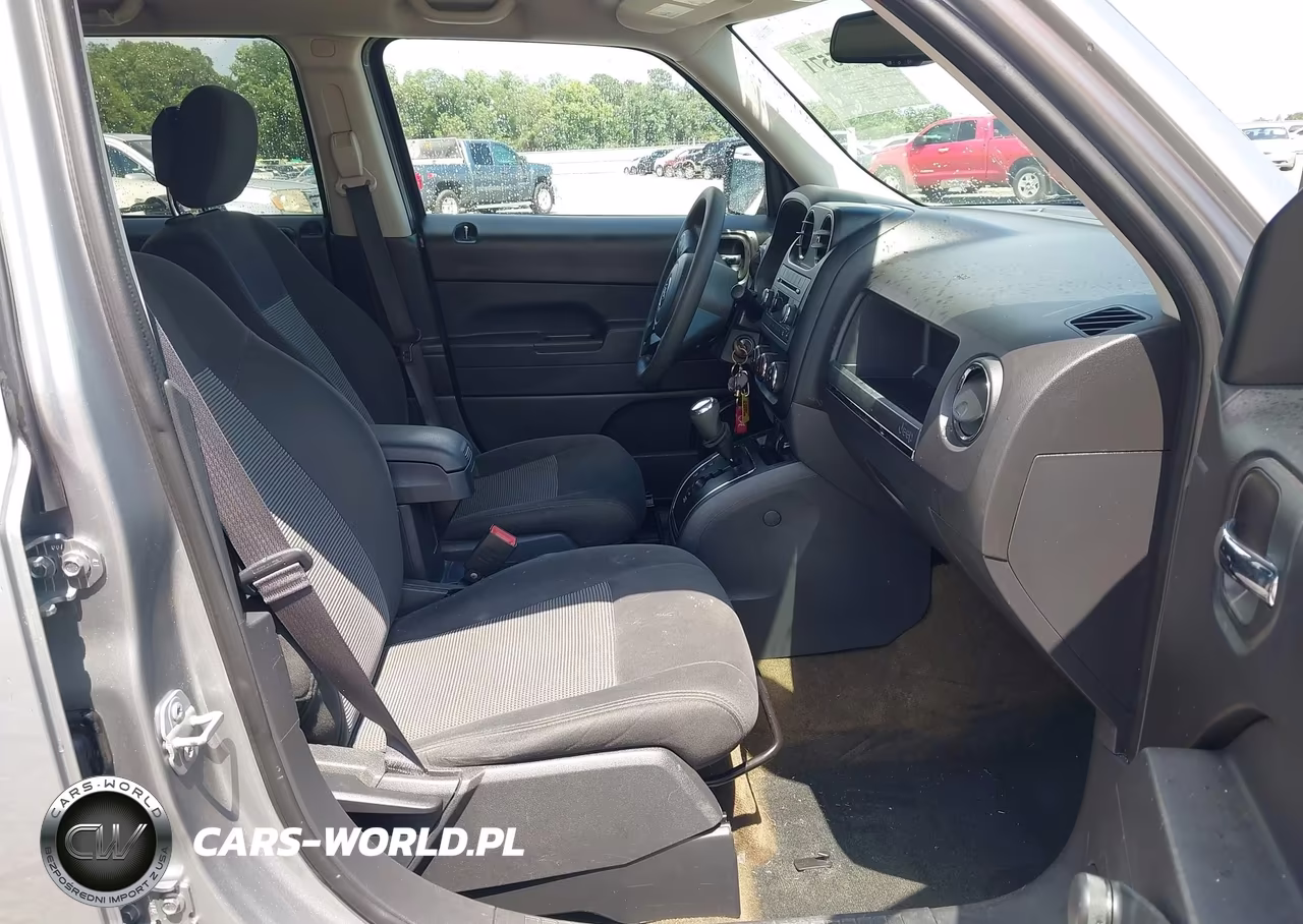 2016 Jeep Patriot Sport VIN:1C4NJPBA3GD783562 - 5