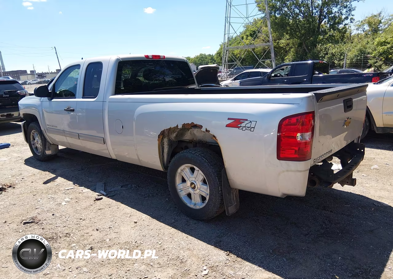 2010 Chevrolet Silverado 1500 Lt VIN:1GCSKSE02AZ227064 - 3