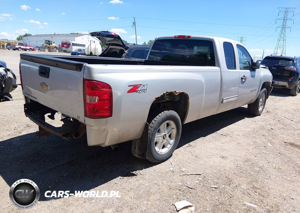 2010 Chevrolet Silverado 1500 Lt VIN:1GCSKSE02AZ227064 - 4