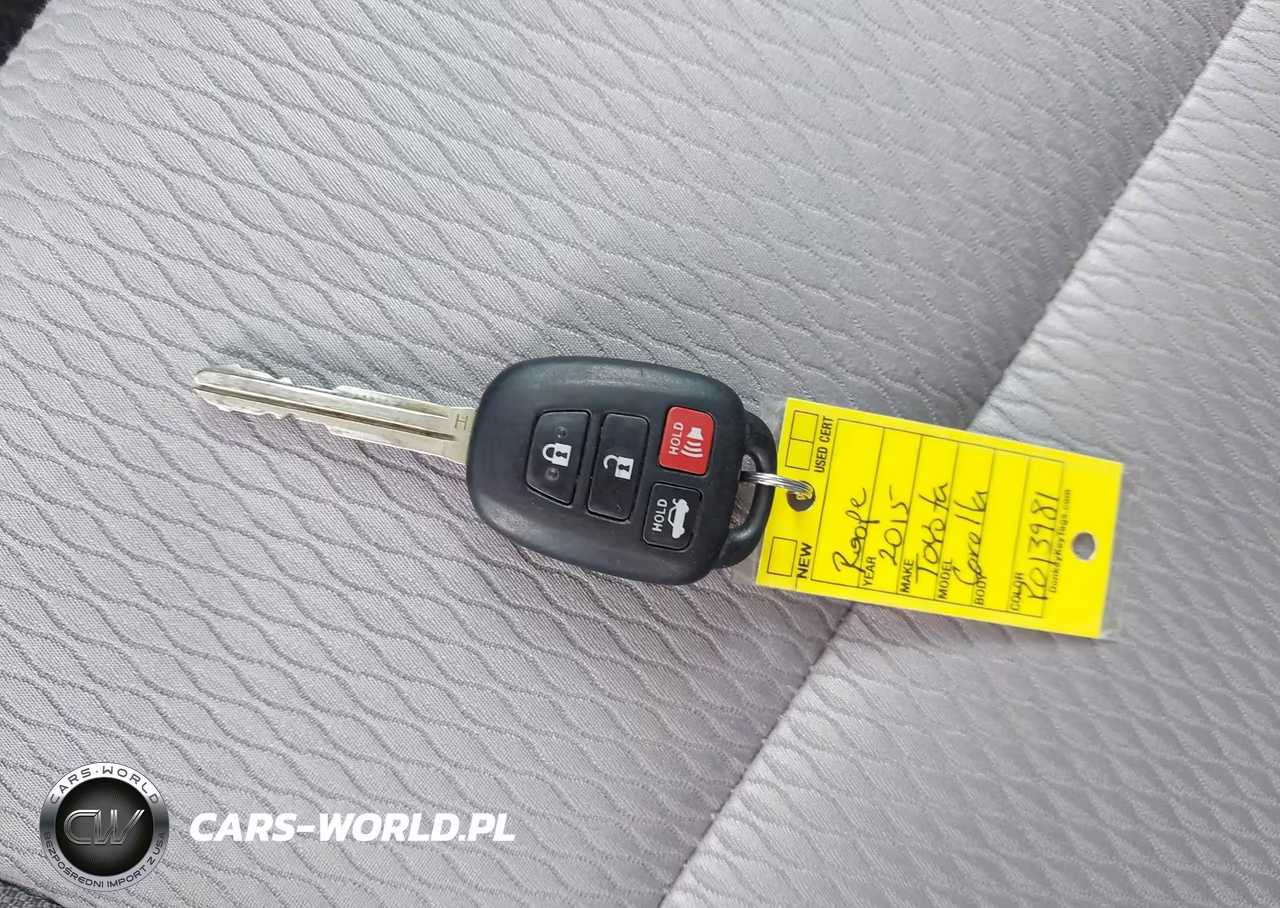 2015 Toyota Corolla Le VIN:2T1BURHE0FC231769 - 11