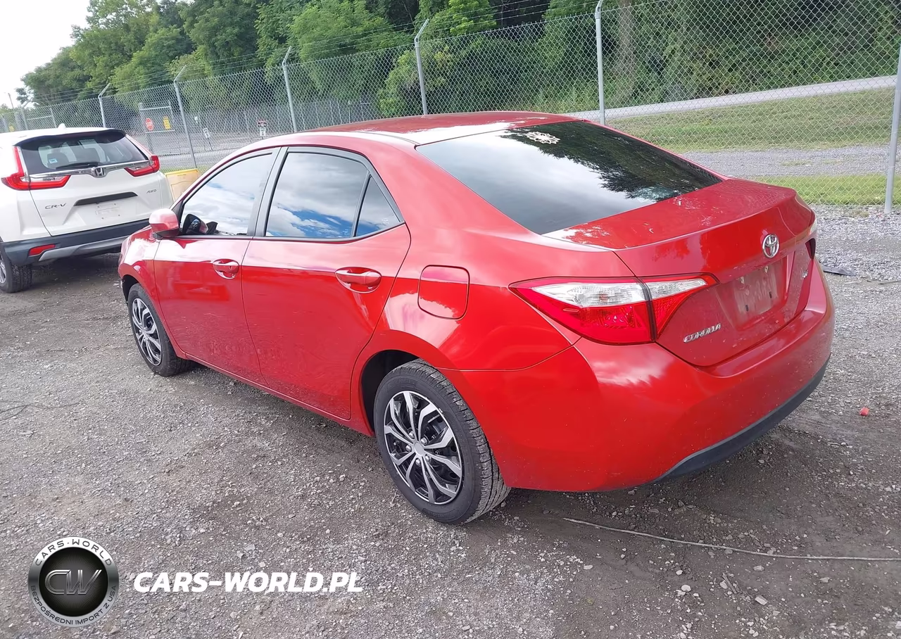 2015 Toyota Corolla Le VIN:2T1BURHE0FC231769 - 3