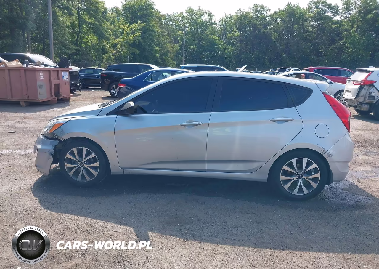 2015 Hyundai Accent Sport VIN:KMHCU5AE0FU220180 - 14