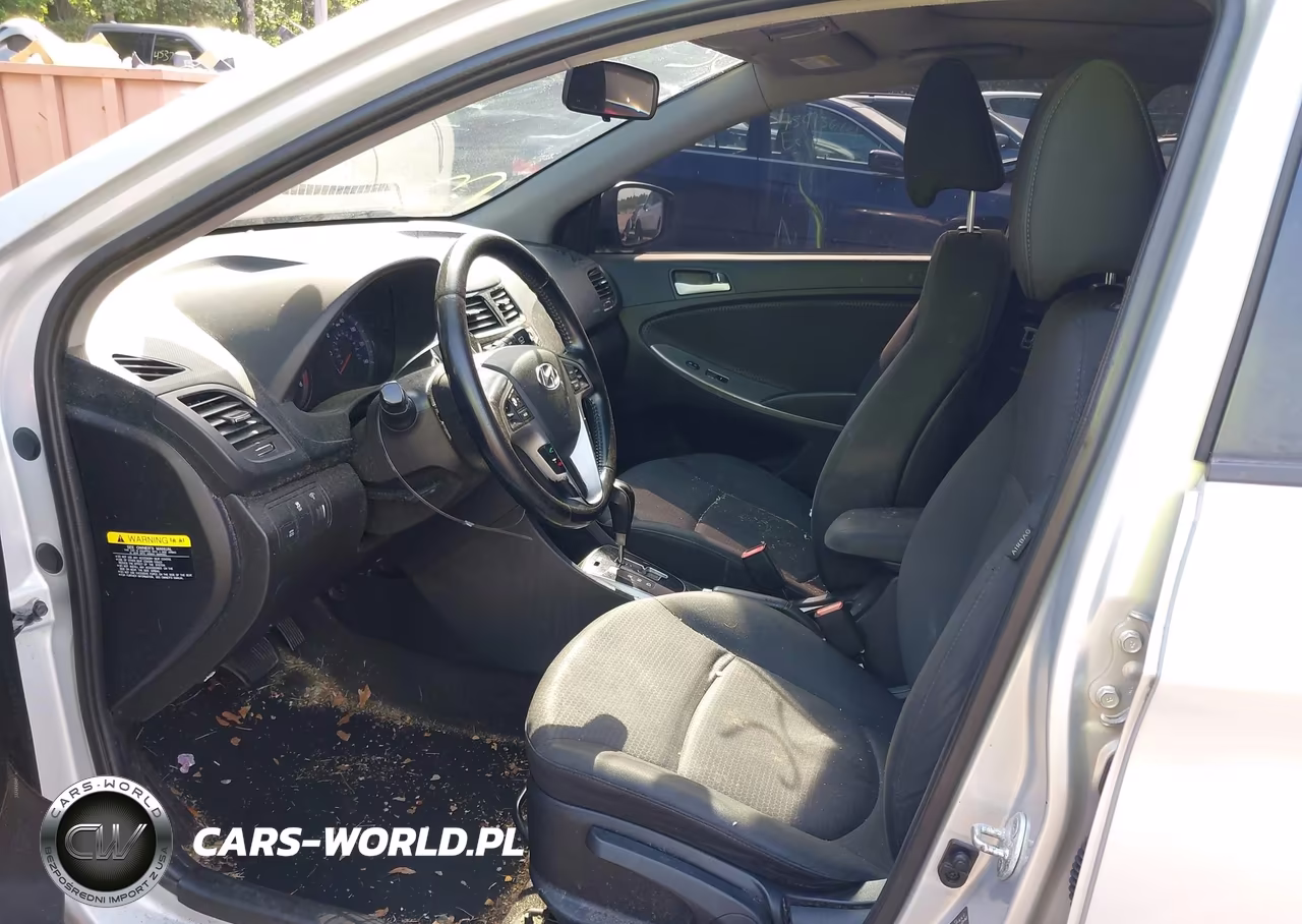 2015 Hyundai Accent Sport VIN:KMHCU5AE0FU220180 - 5