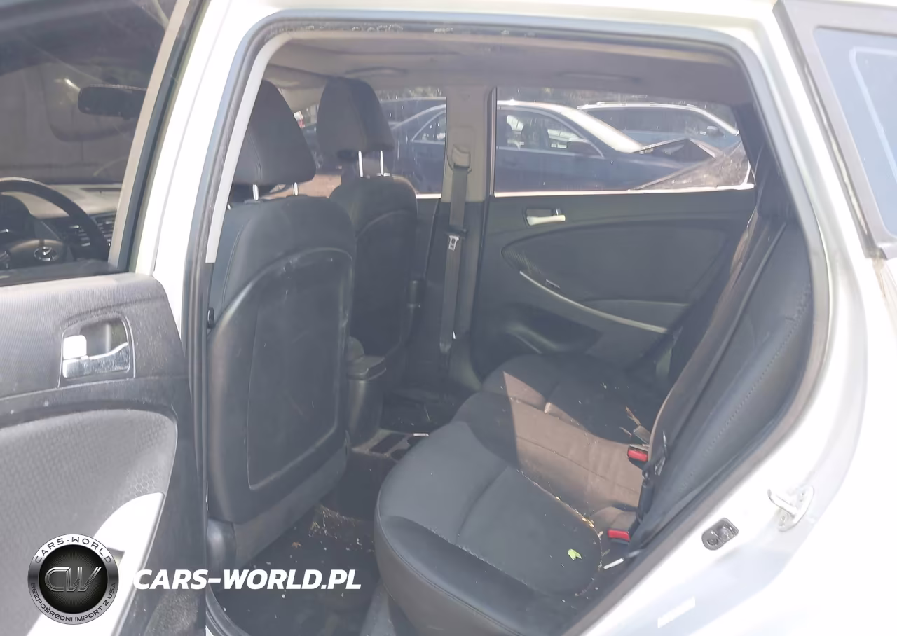 2015 Hyundai Accent Sport VIN:KMHCU5AE0FU220180 - 8