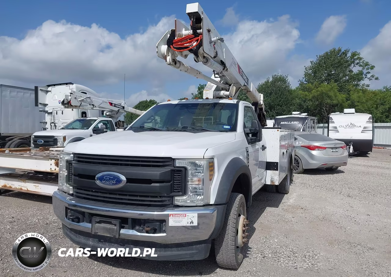 2019 Ford F-550 Chassis Xl-Xlt VIN:1FDUF5HY7KDA16338 - 2