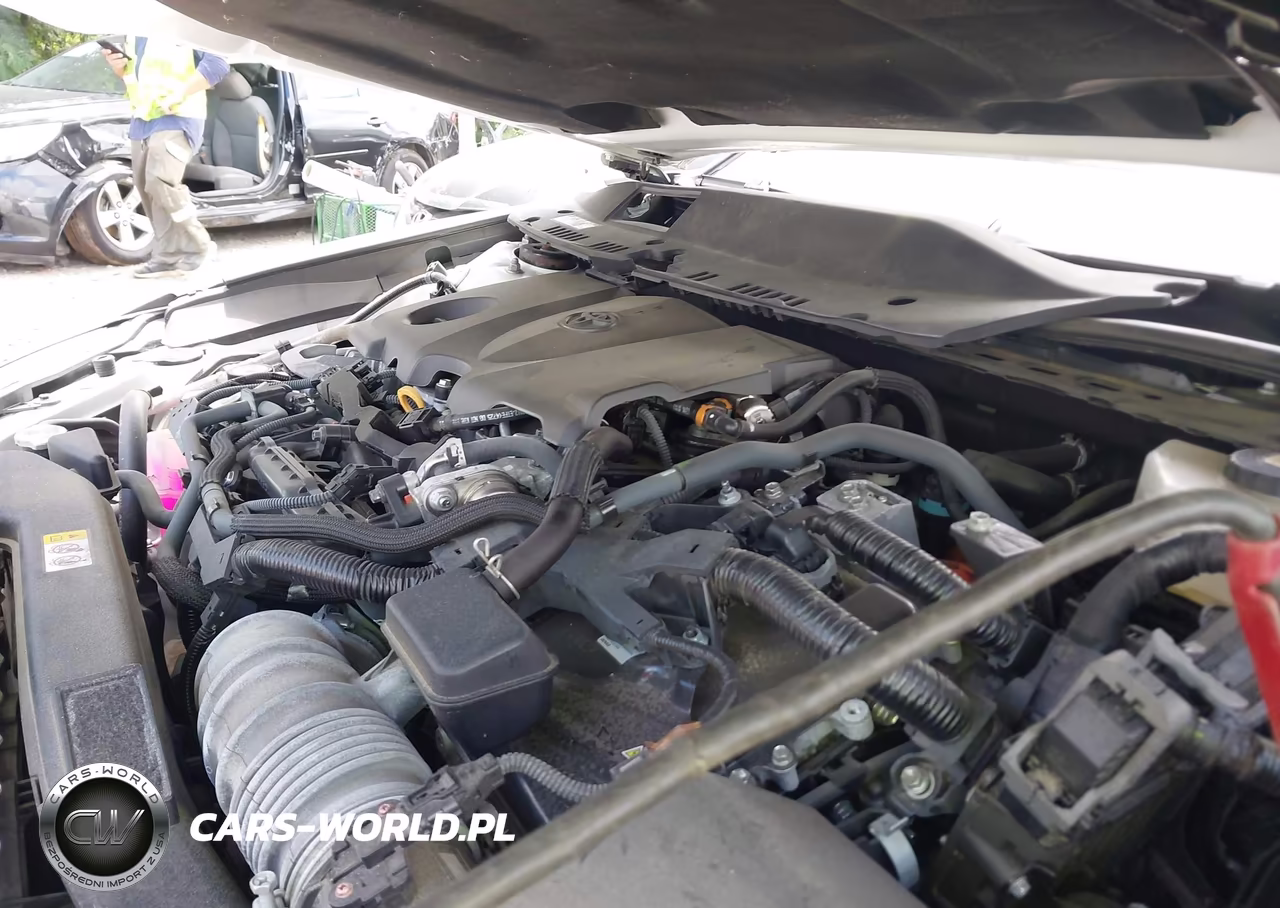 2025 Toyota Camry Le VIN:4T1DAACK6SU040186 - 10