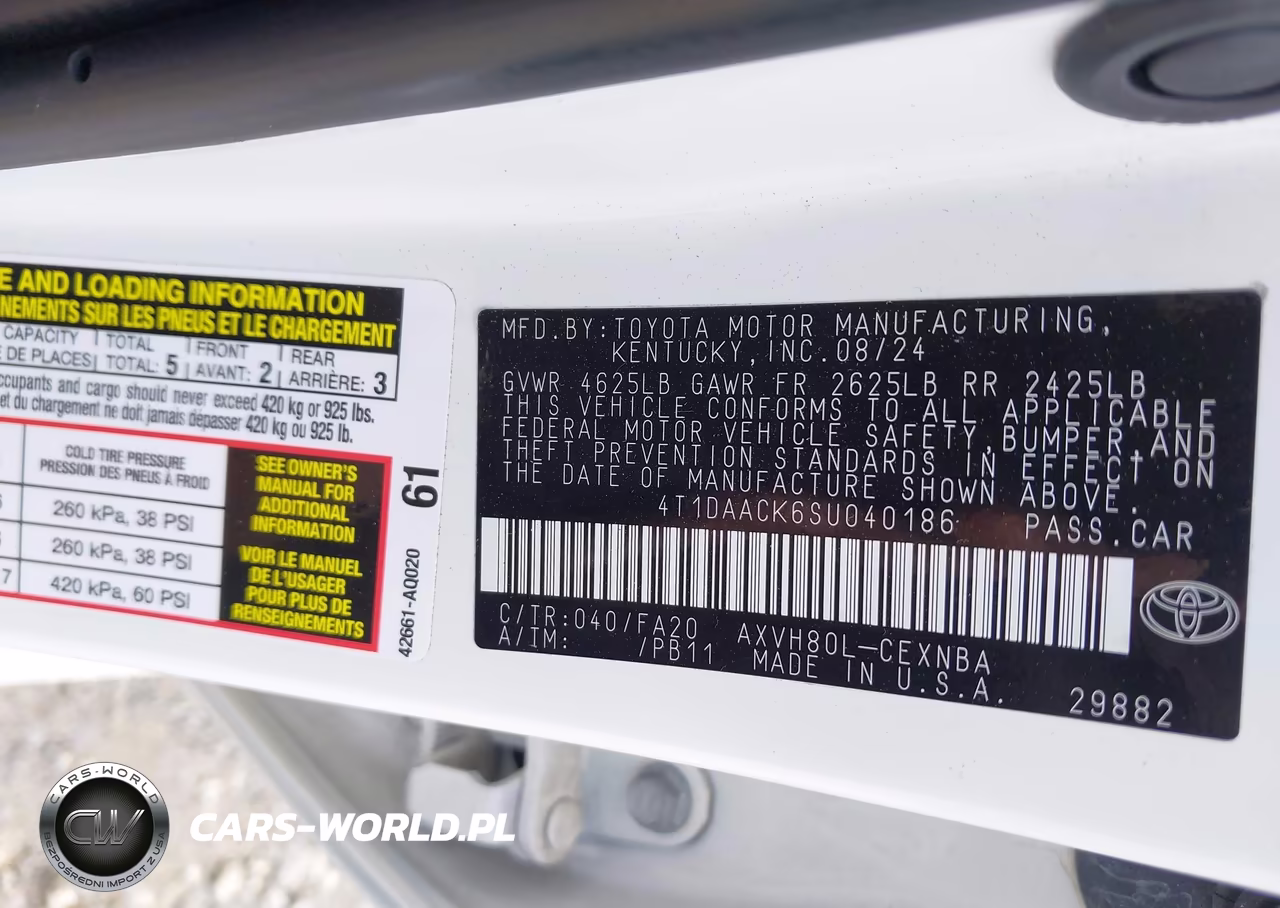 2025 Toyota Camry Le VIN:4T1DAACK6SU040186 - 9