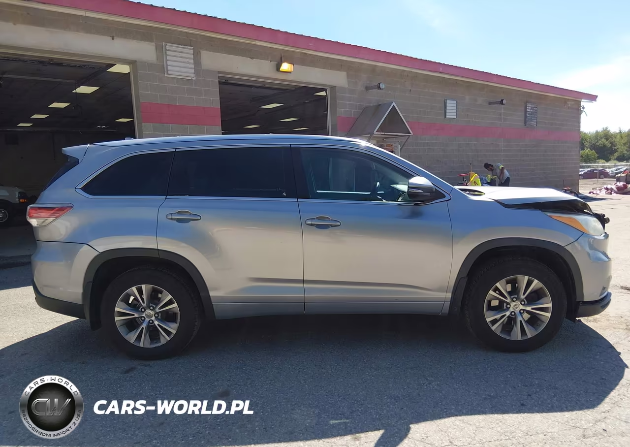 2015 Toyota Highlander Xle V6 VIN:5TDJKRFHXFS158139 - 13