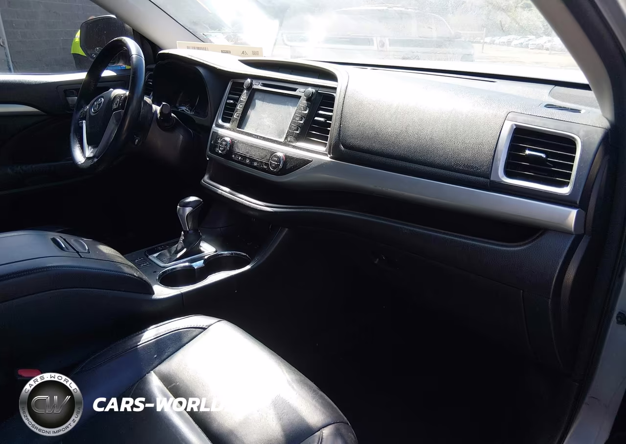 2015 Toyota Highlander Xle V6 VIN:5TDJKRFHXFS158139 - 5