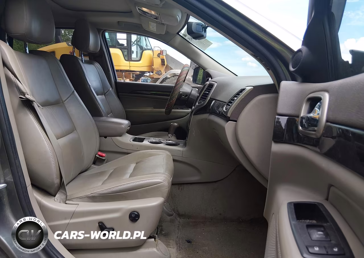2011 Jeep Grand Cherokee Laredo VIN:1J4RR4GG9BC736034 - 5