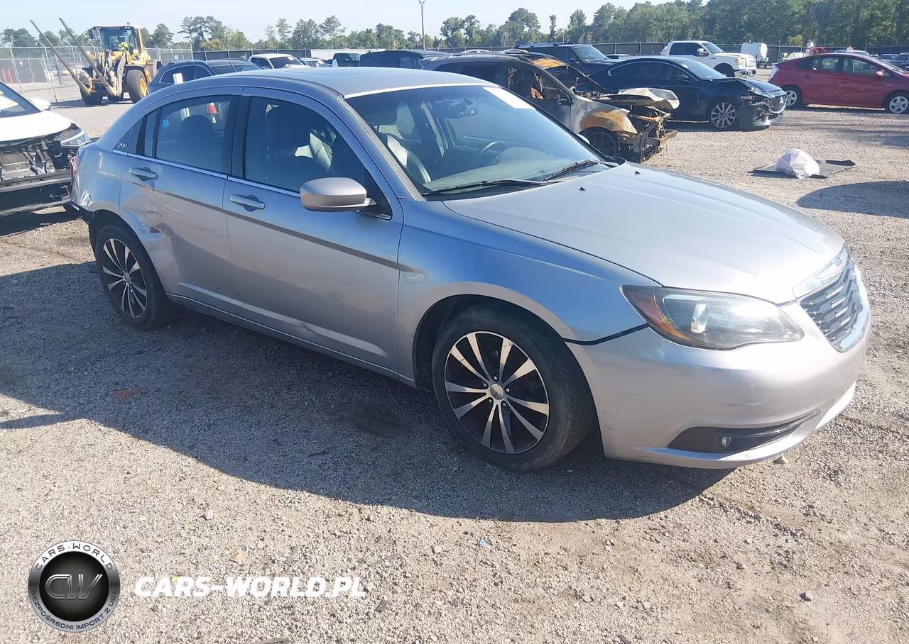 2014 Chrysler 200 Limited – zdjęcie 1 z 16