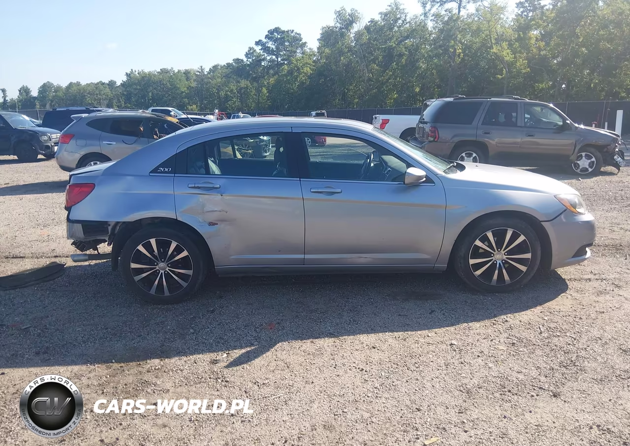 2014 Chrysler 200 Limited VIN:1C3CCBCG7EN151568 - 13