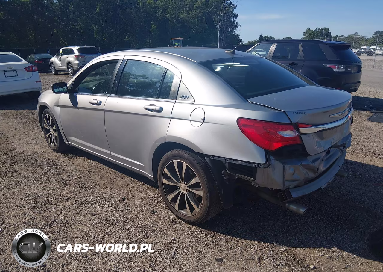 2014 Chrysler 200 Limited VIN:1C3CCBCG7EN151568 - 3