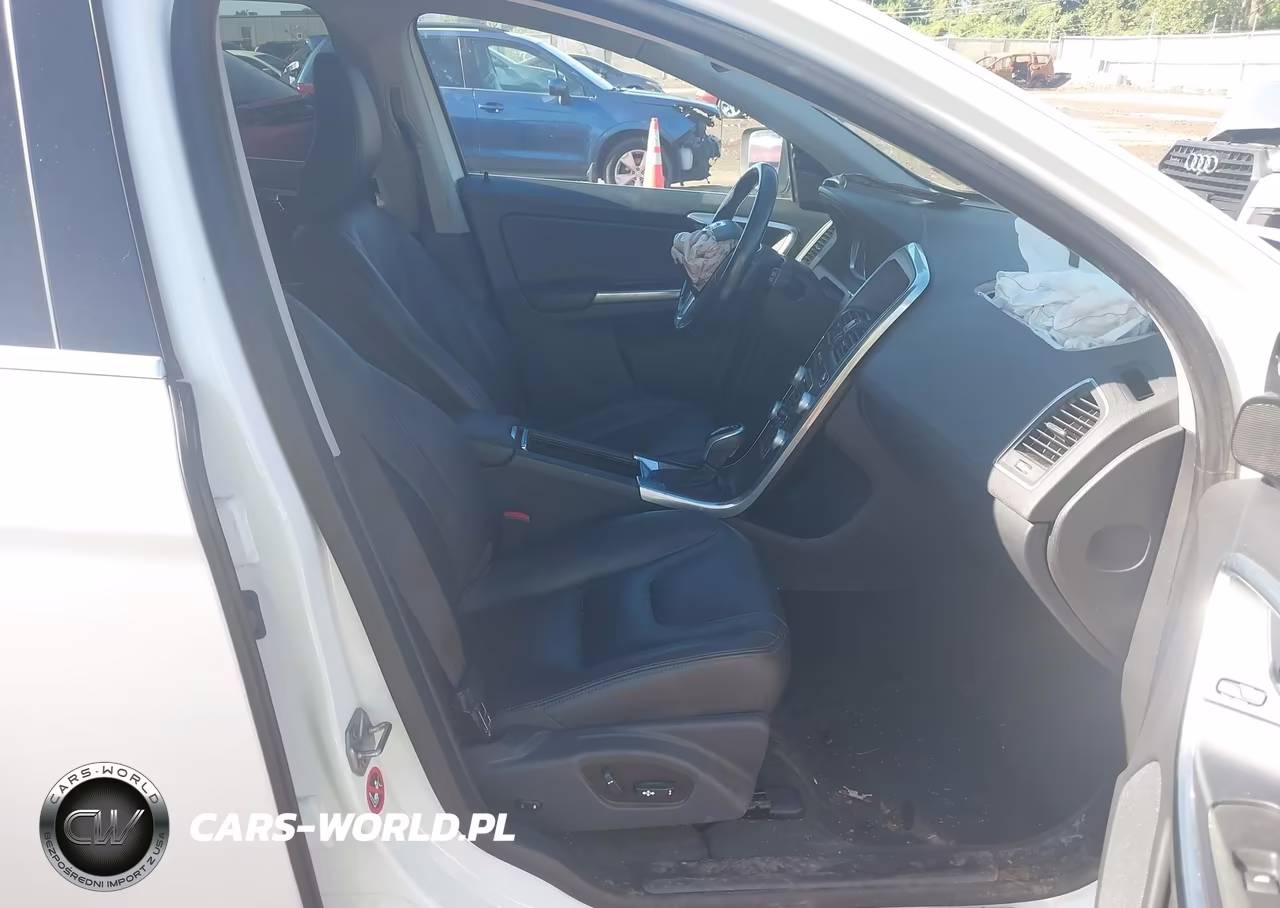 2016 Volvo Xc60 T5 Drive-E Premier VIN:YV440MDK5G2822051 - 5